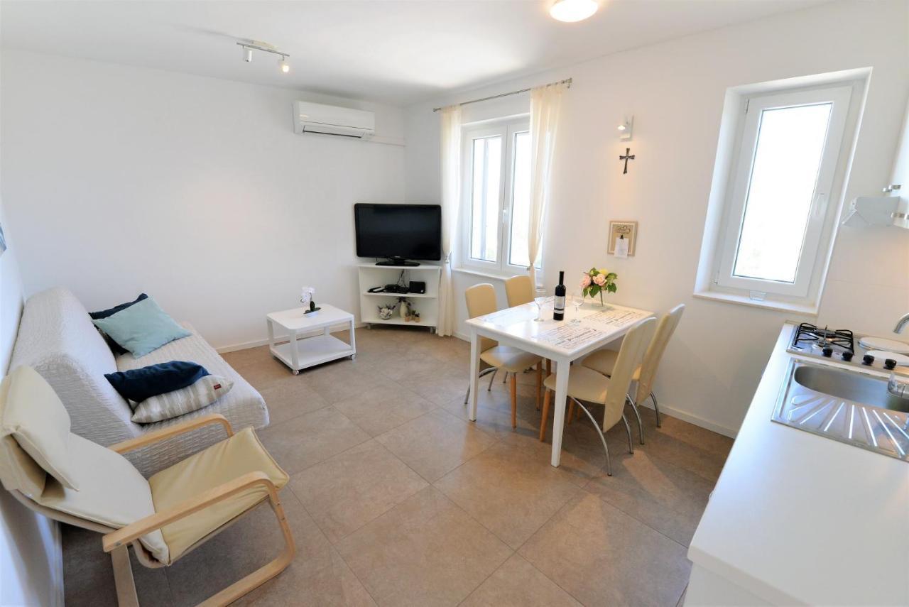 Beach Apartment Vami With Sea View Μούρτερ Εξωτερικό φωτογραφία