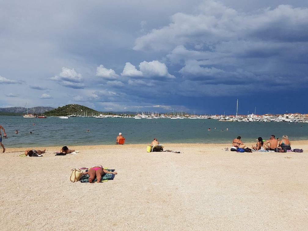 Beach Apartment Vami With Sea View Μούρτερ Εξωτερικό φωτογραφία